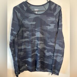 Athleta Speedlight Camo women’s‎ running long sleeve size M